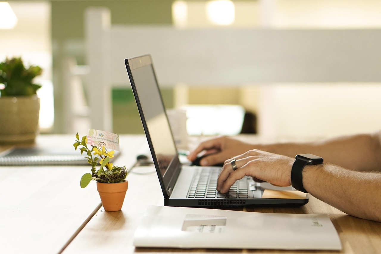 Online, connection, nature — Top Tips for Trading on MetaTrader 4 for Android Users